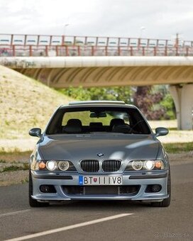BMW M5 E39