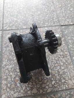 Príruba hydraulického čerpadla prevodovky multicar
