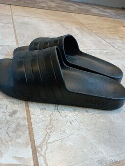Pánske šľapky Adidas c.46