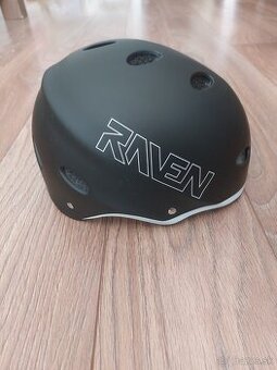 Raven F511-cyklistická prilba.