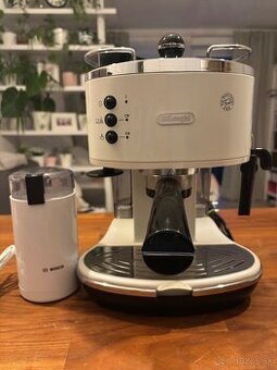 Delonghi pákový kávovar + bosch mlyncek