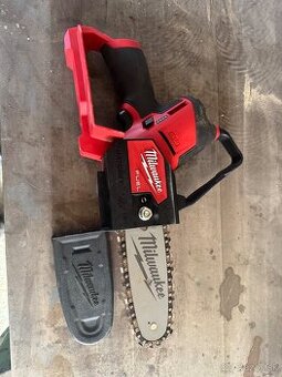 Predám akú pila milwaukee M12