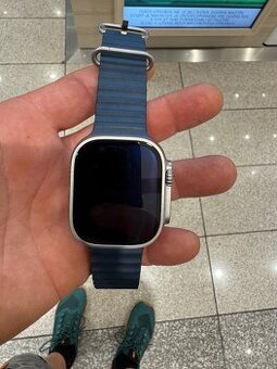Predám Apple Watch Ultra 2 49 mm prírodný titán