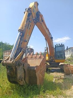 JCB 220