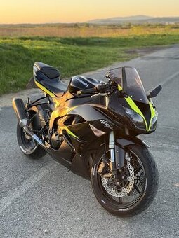 Predám športový motocykel – 35 kW v TP, úprava 105 kW