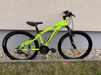 Krásny Rockrider ST100 26” ako nový + svetlá + zámok