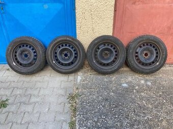 disky plechové s pneumatikami Renault