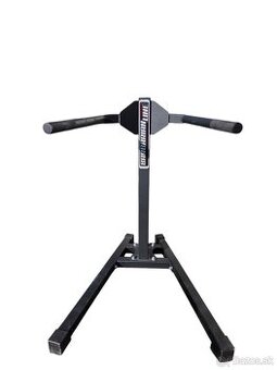 Barbarian Line - samostatne stojace bradlá