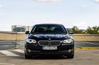 BMW Rad 5 520d 135kW / Bi-Xenon /