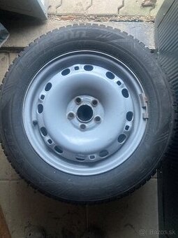 Zimné pneumatiky na plechových diskoch 195/65 r15