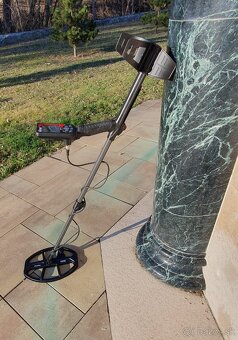 Predam novy detektor kovov SCORE3 dve cievky