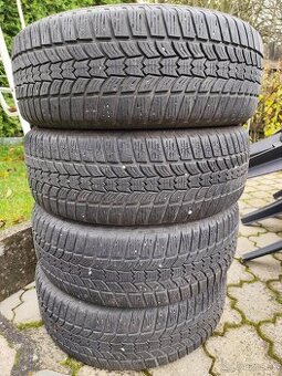 4ks zimné pneumatiky Sava 215/65 R16