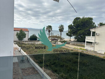 Chorvátsko , ostrov Vir - Na predaj trojizbový apartmán s vý