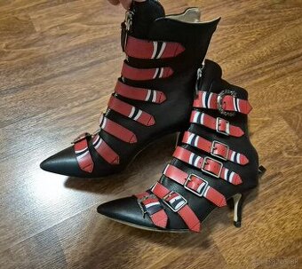 dámske prackové dizajnové čižmičky