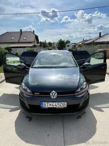 Volkswagen golf GTI 2017 - 1