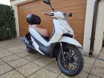 Sym HD 300 len 1700km