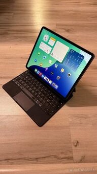 Vymenim iPad Pro 12.9 256gb 4 gen. Cellular + Apple keyboard