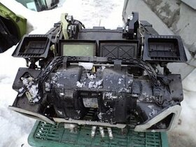 bmw diely z e38 kurenie manualne kompletne rozpredaj