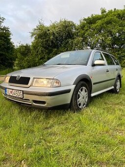 Škoda Octavia 1