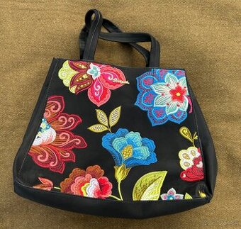 Desigual kabelka