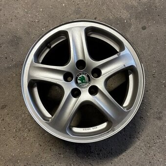 Predám originálne disky Škoda – 6Jx15H2 ET38