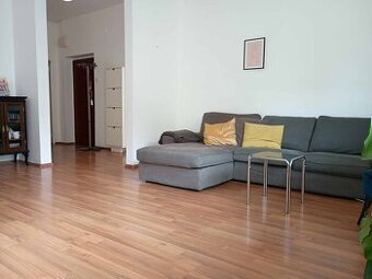 Prenájom 4-izbového bytu v centre Bratislavy, Kováčska ulica