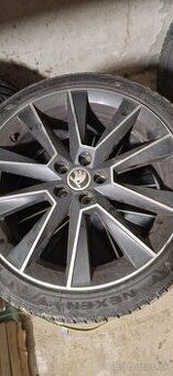 ŠKODA SAVIO 5x100 R17, PNEU NEXEN 215/40-17