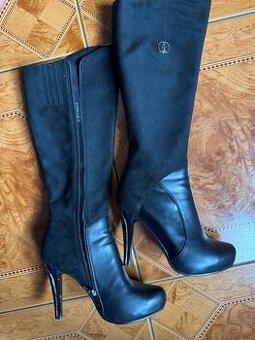 Dámske čižmy La Maria číslo -37-