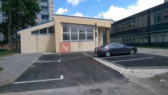 Prenájom: kanceláriu 28 m2, v centre B. Bystrice, Nám. Slobo