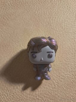 Stranger things kinder joy