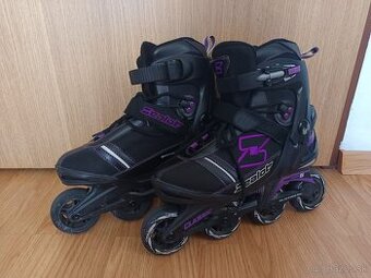 Korčule, chrániče a taška na korčule