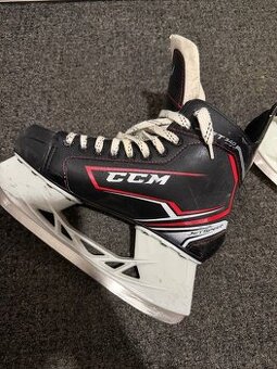 Hokejové korčule CCM Jetspeed FT340 41 veľ 41