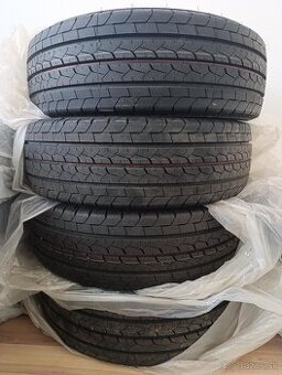 215/75 R15C