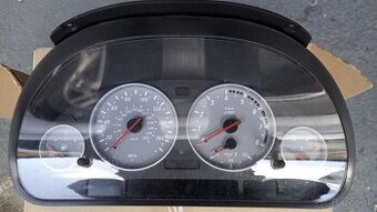 Budíky BMW X5 E53 .