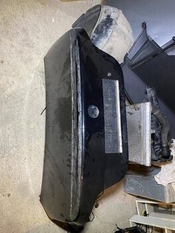 BMW E60 E61 karosárske diely Kufor / zadne dvere