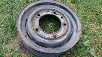 Disky tatra 603 a pneumatiky