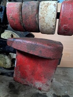 Predam velke zavazie 33kg,cena 45e