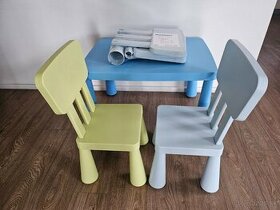 Predám IKEA Mammut  detský stôl a 3 stoličky.