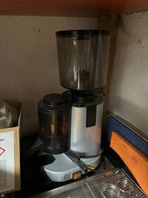 Profesionálny mlynček na kávu