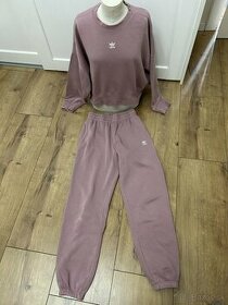 Dámska ružovo-fialová tepláková súprava Adidas