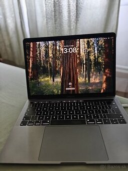 Macbook pro 13" 2019 16GB RAM , 512GB SSD , touchbar