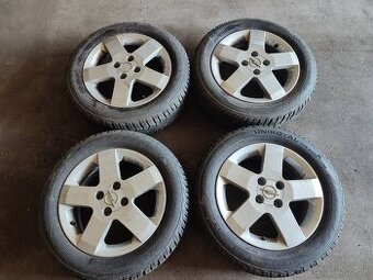 4x100 R15 185/60 15" Uniroyal
