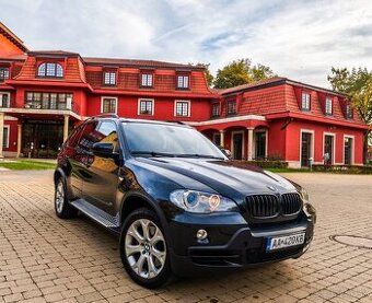 BMW X5 E70 M-packet 4.8i xdrive 4x4 261kw benzín 6st automat