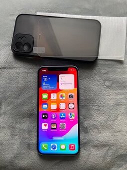 Iphone 12,fialový ,64GB,výborný stav