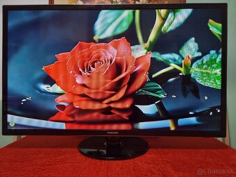 Predám LED TV SAMSUNG UE32F4000AW HD ready