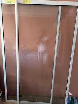 Predám odsúvajúce plastove okno na balkon