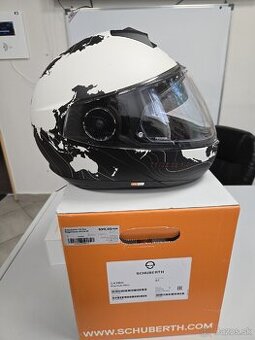 Moto helma (prilba) Schubert C4 Pro