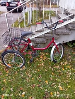 Trojkolka pre seniorov