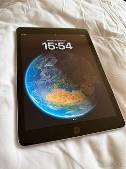Apple iPad 6 generácie 128 GB Cellular