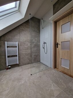 Obklady dlažby a stavebné práce  ✅️